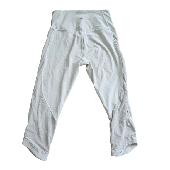 Lululemon High Rise Women's White Cropped Athletic Workout Leggings Size 8 - Picture 2 of 4